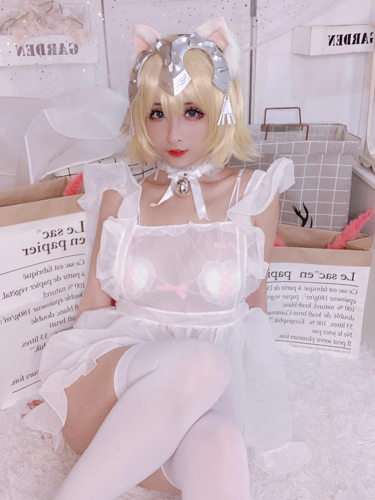 rioko凉凉子《白贞德女仆》主题写真：17张全套美图