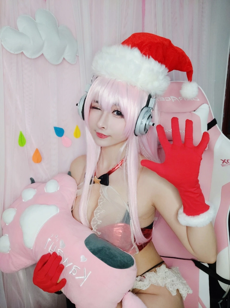rioko凉凉子《索尼子》主题写真：14张全套美图