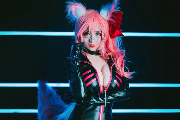 rioko凉凉子《玉藻前》主题写真：20张全套美图