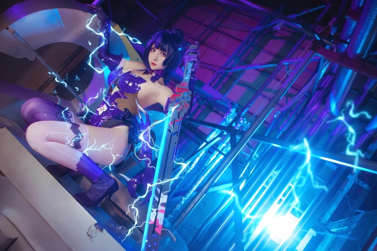 rioko凉凉子《魅魔芽衣》主题写真：22张全套美图