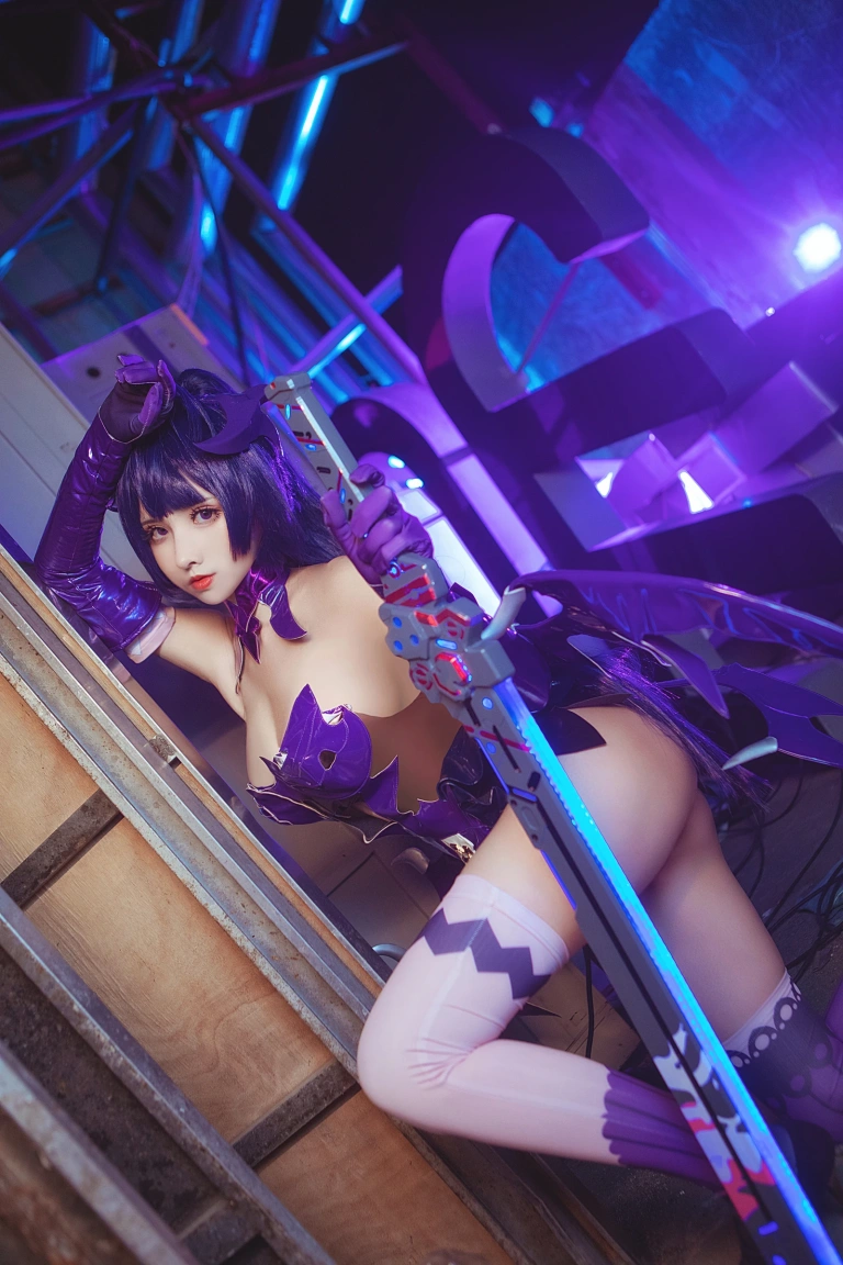 rioko凉凉子《魅魔芽衣》主题写真：22张全套美图