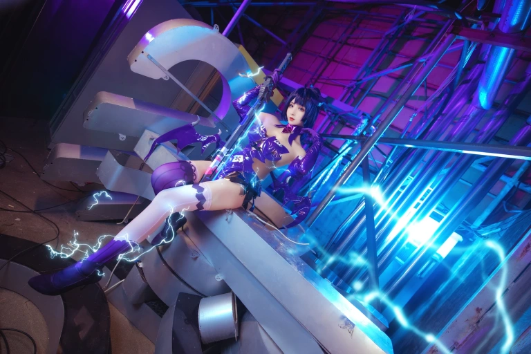 rioko凉凉子《魅魔芽衣》主题写真：22张全套美图