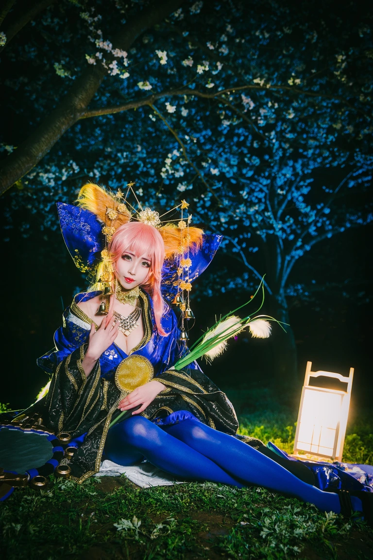 rioko凉凉子《玉藻前满破》主题写真：14张全套美图