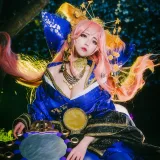 rioko凉凉子《玉藻前满破》主题写真：14张全套美图