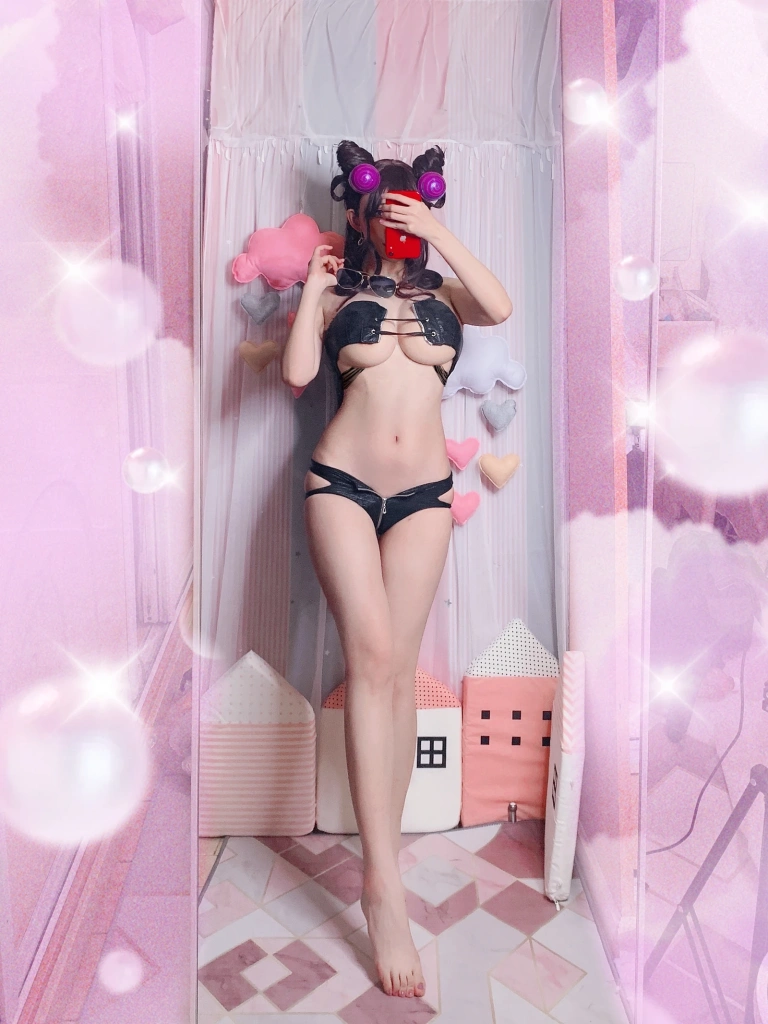 rioko凉凉子《紫式部泳装》主题写真：15张全套美图