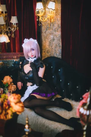 rioko凉凉子《玛修》主题写真：21张全套美图