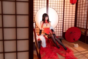 rioko凉凉子《旗袍大凤》主题写真：20张全套美图
