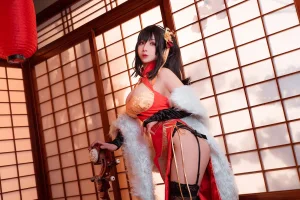 rioko凉凉子《旗袍大凤》主题写真：20张全套美图