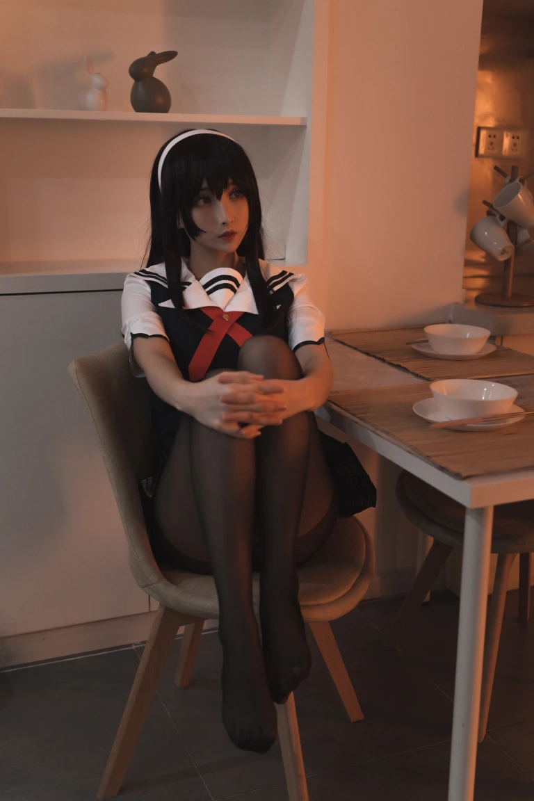 rioko凉凉子《学姐》主题写真：40张全套美图，含4个视频