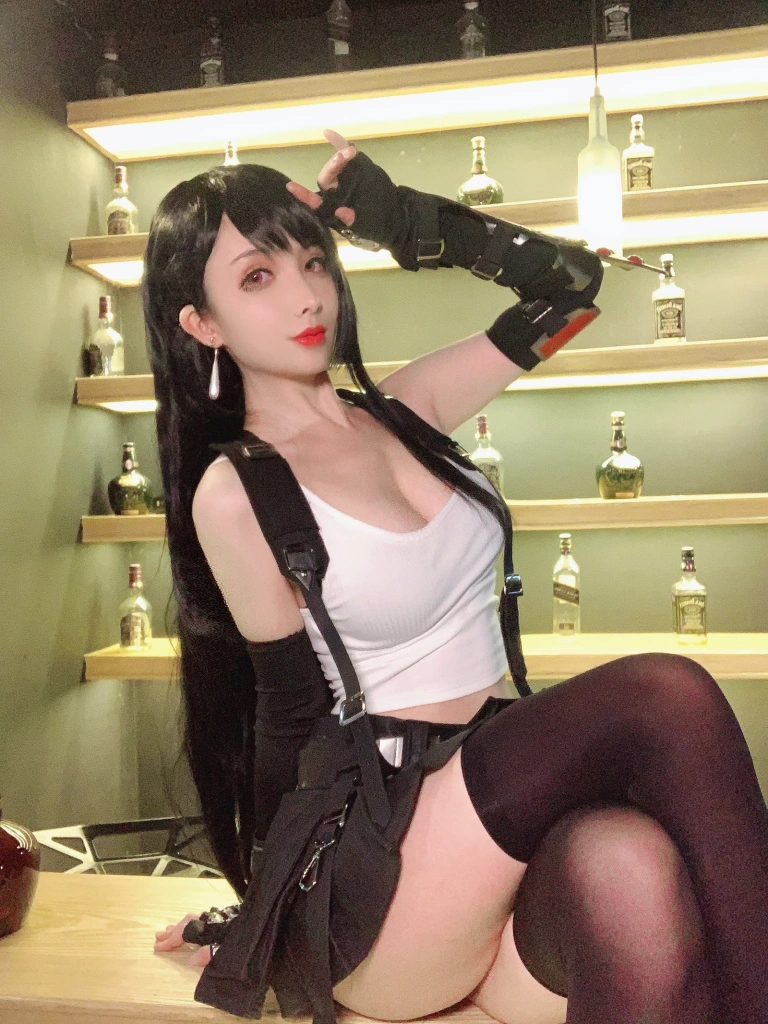 rioko凉凉子《蒂法自拍》主题写真：19张全套美图