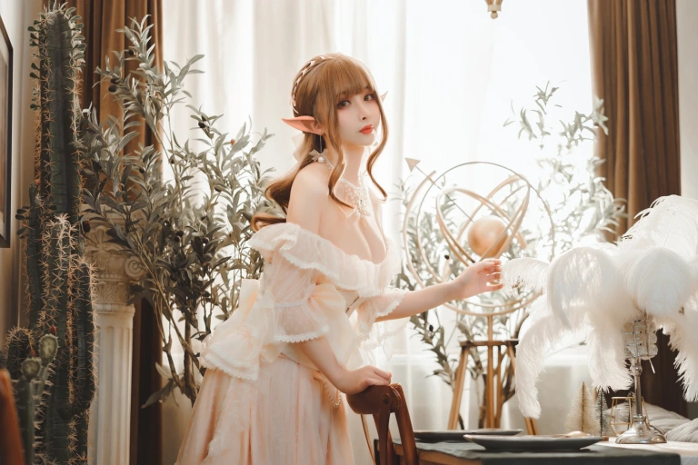 rioko凉凉子《精灵姐姐》主题写真：31张全套美图，含5个视频
