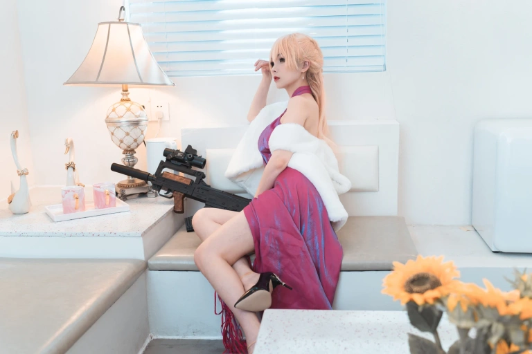 rioko凉凉子《OTS-14礼服》主题写真：25张全套美图，含1个视频