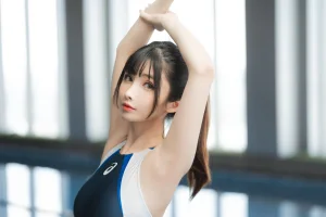 rioko凉凉子《游泳部学姐的特训时间》主题写真：36张全套美图，含6个视频