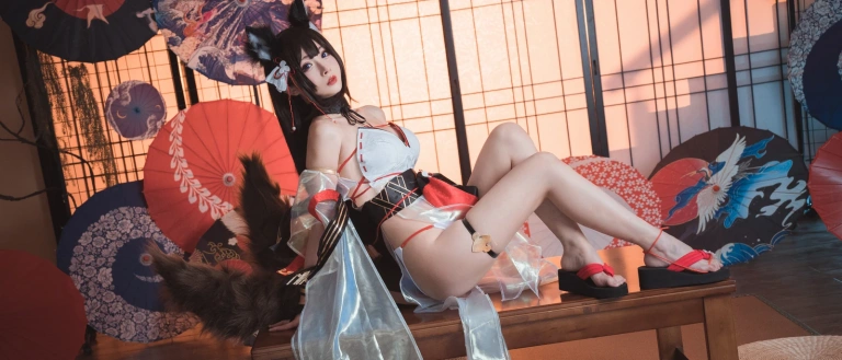 rioko凉凉子《天城泳装》主题写真：30张全套美图
