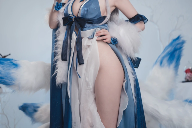 rioko凉凉子《信浓礼服》主题写真：32张全套美图