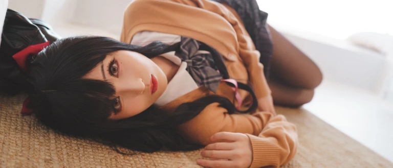 rioko凉凉子《放课后的学姐》主题写真：50张全套美图