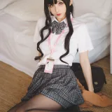 rioko凉凉子《放课后的学姐》主题写真：50张全套美图