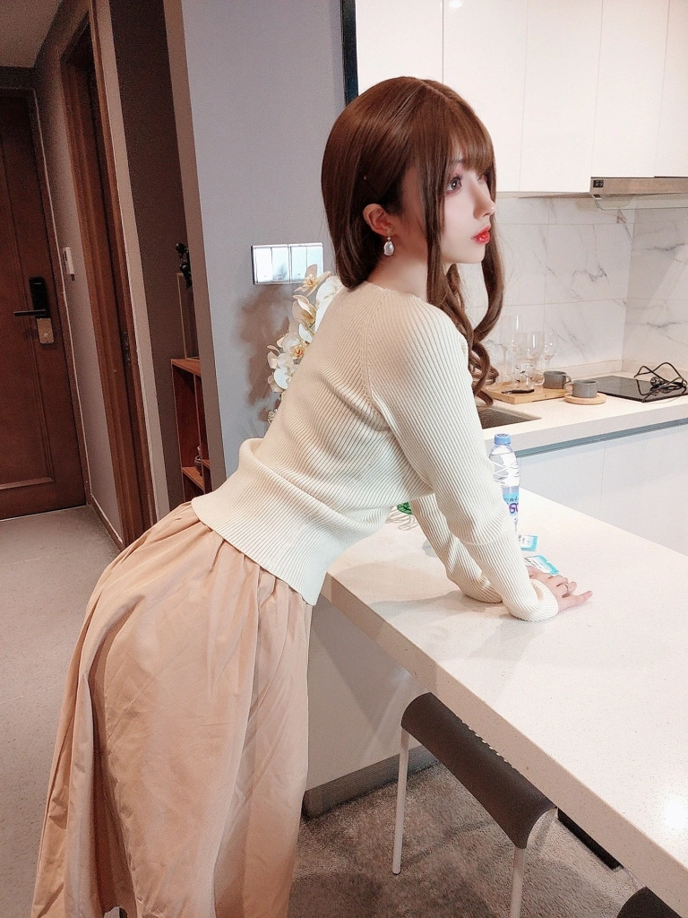 rioko凉凉子《寝取られ》主题写真：45张全套美图，含12个视频