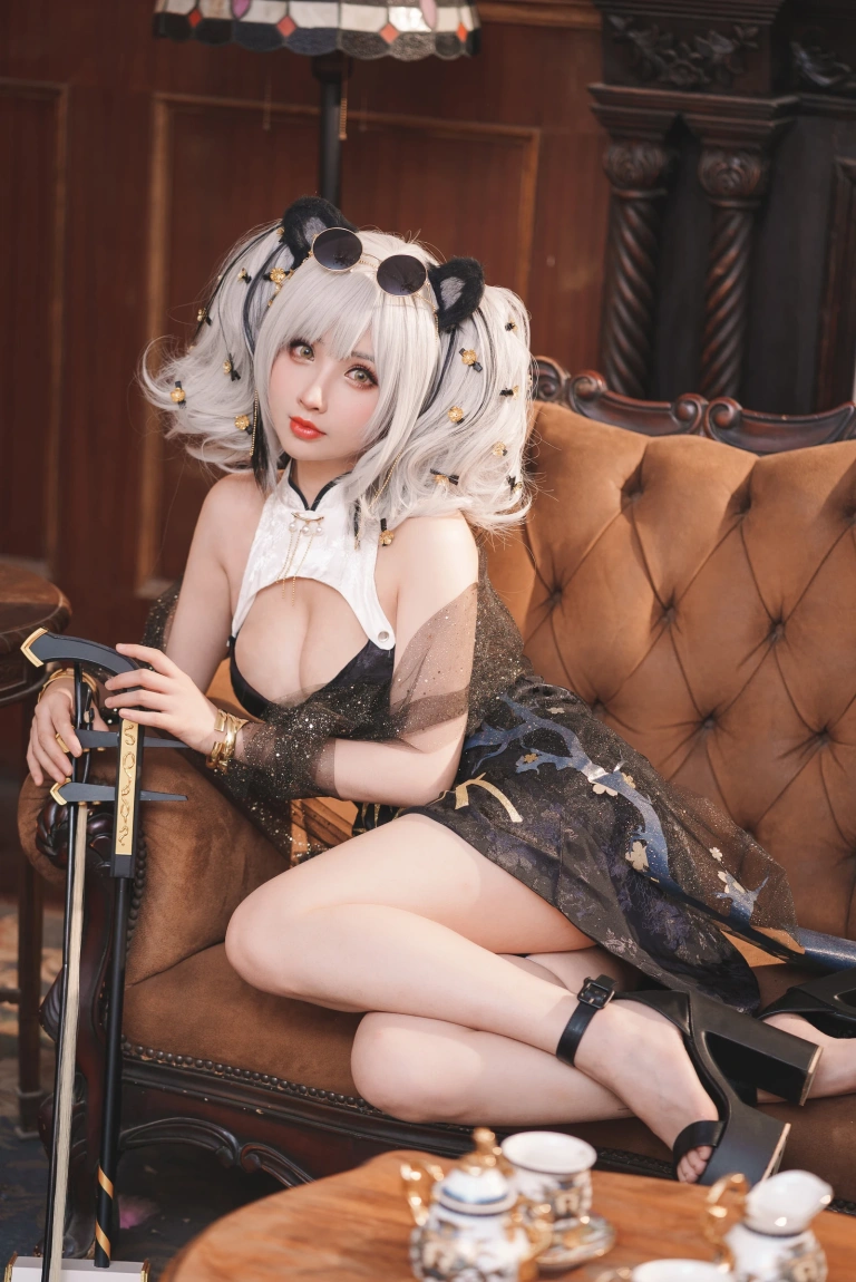 rioko凉凉子《食铁兽音乐会》主题写真：34张全套美图，含1个视频