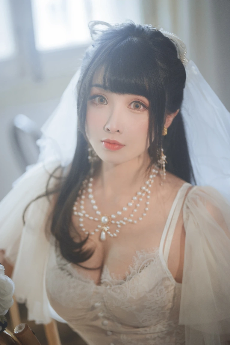 rioko凉凉子《透明婚纱》主题写真：39张全套美图