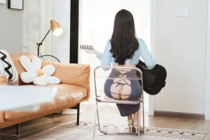 rioko凉凉子《吉他妹妹系带裙》主题写真：45张全套美图，含1个视频