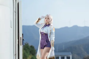rioko凉凉子《电光机王 貉》主题写真：51张全套美图，含8个视频