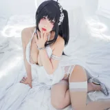 rioko凉凉子《大凤花嫁》主题写真：39张全套美图