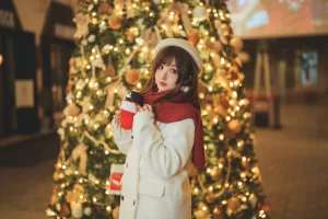 rioko凉凉子《圣诞麋鹿套装》主题写真：50张全套美图，含9个视频