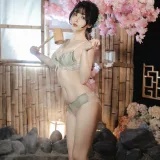 rioko凉凉子《《年上の韵》温泉旅行》主题写真：31张全套美图，含1个视频