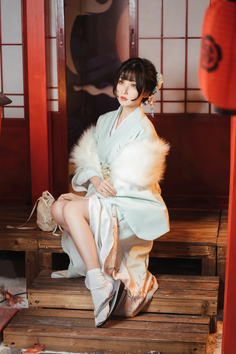 rioko凉凉子《《年上の韵》温泉旅行》主题写真：31张全套美图，含1个视频