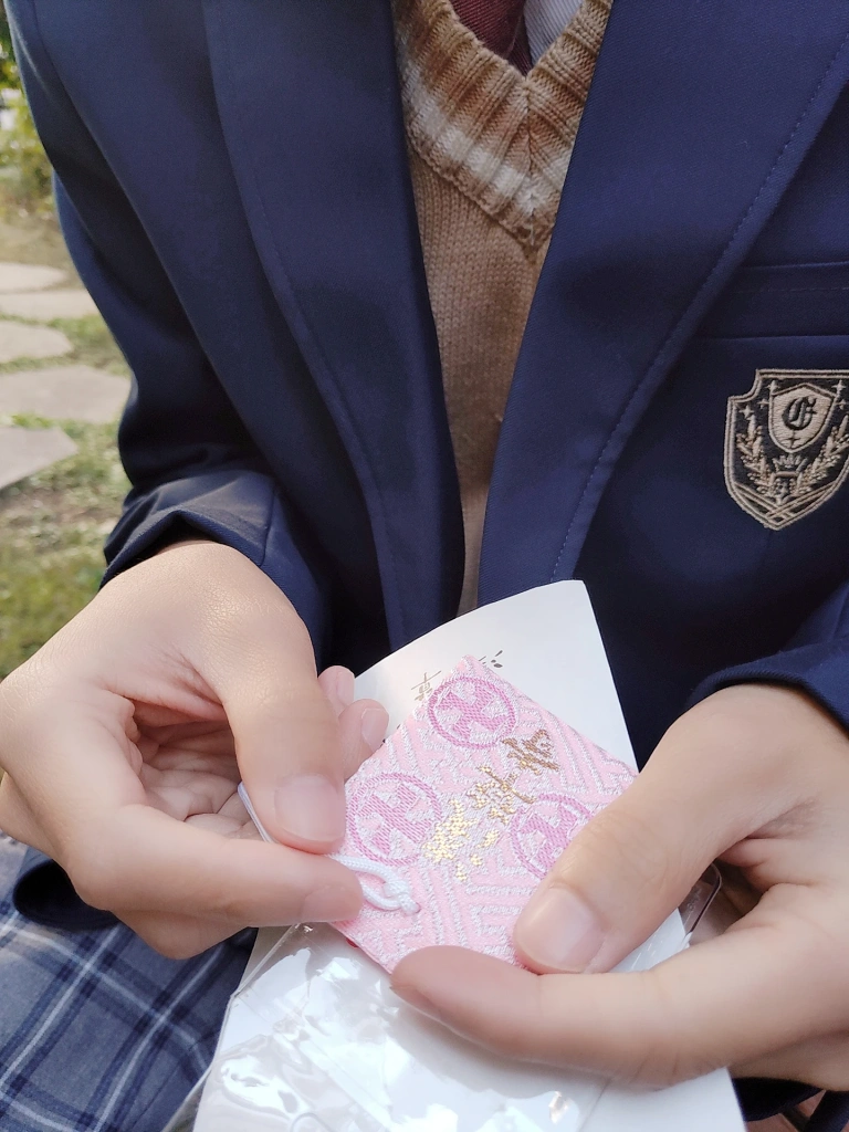 rioko凉凉子《牛头人 第三弹 ntr》主题写真：181张全套美图，含12个视频