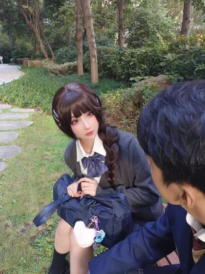 rioko凉凉子《牛头人 第三弹 ntr》主题写真：181张全套美图，含12个视频