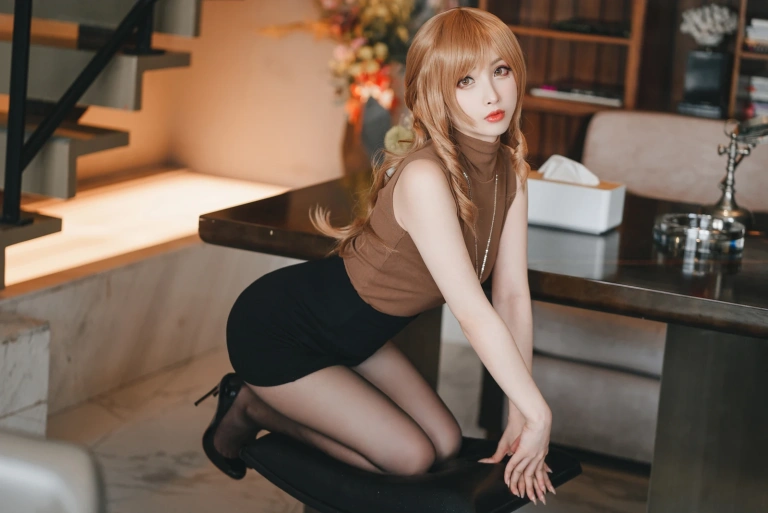 rioko凉凉子《人妻的一天 公司篇》主题写真：30张全套美图