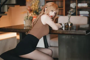 rioko凉凉子《人妻的一天 公司篇》主题写真：30张全套美图