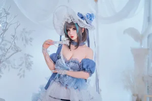 rioko凉凉子《柴郡冰雪公主》主题写真：40张全套美图