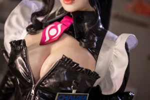 rioko凉凉子《杀生院膝皮女仆》主题写真：41张全套美图，含4个视频