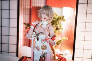 rioko凉凉子《丽塔浣溪沙》主题写真：42张全套美图，含9个视频