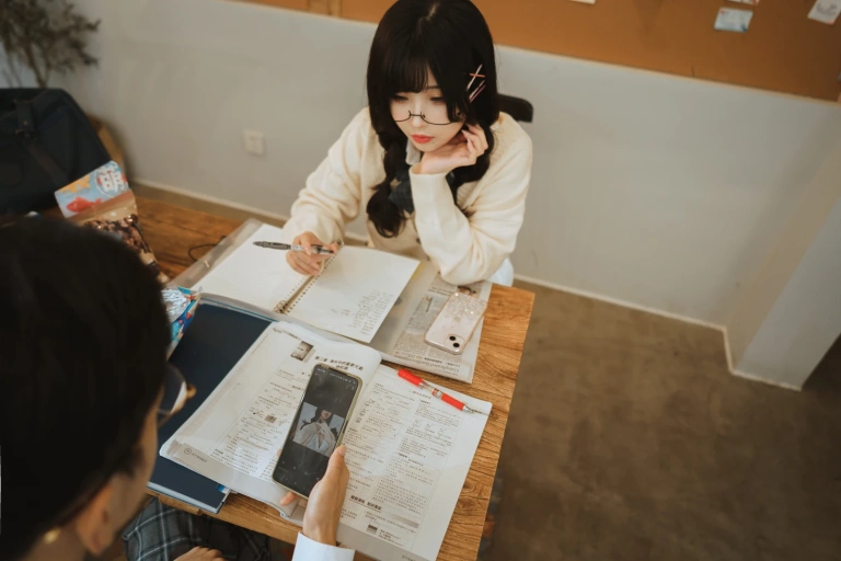 rioko凉凉子《关于我的青梅竹马是痴女这件事》主题写真：94张全套美图，含5个视频