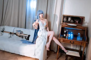 rioko凉凉子《海伦礼服》主题写真：48张全套美图，含14个视频