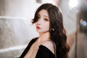 rioko凉凉子《美艳小妈》主题写真：60张全套美图，含10个视频