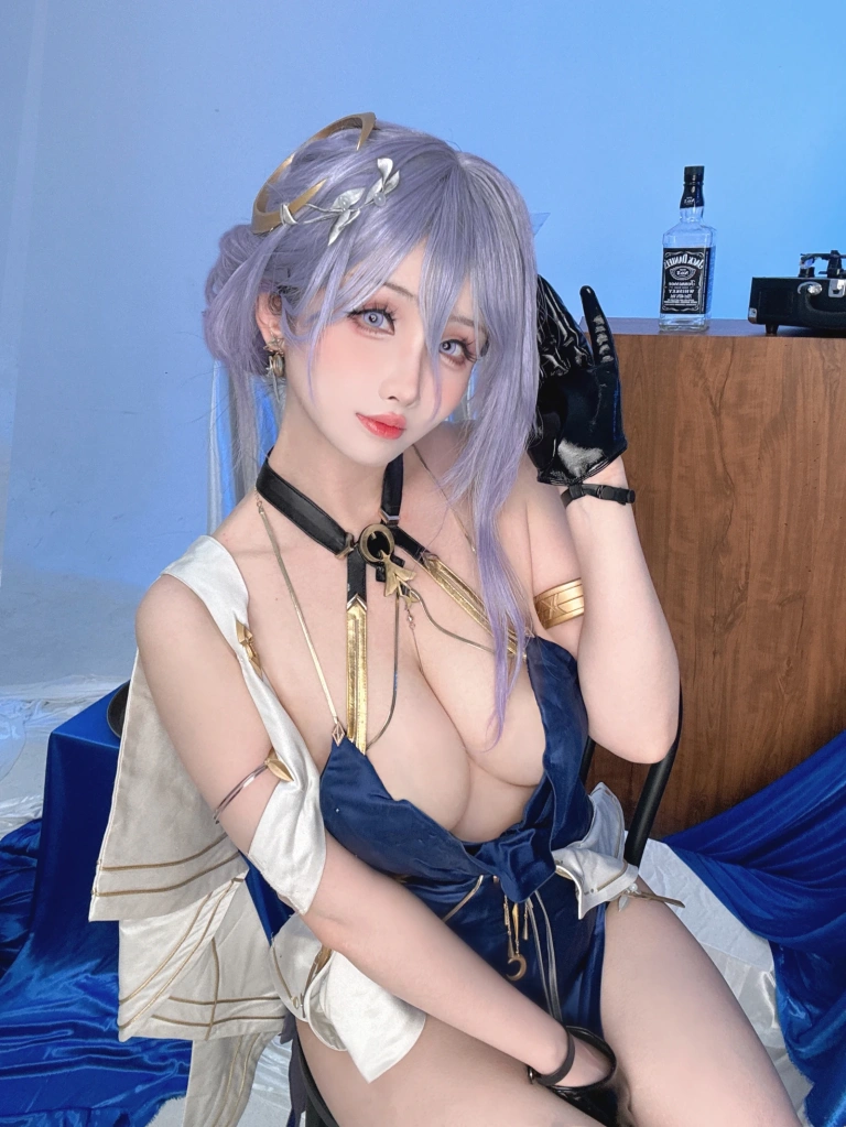 rioko凉凉子《深空之眼 塞勒涅》主题写真：15张全套美图，含6个视频