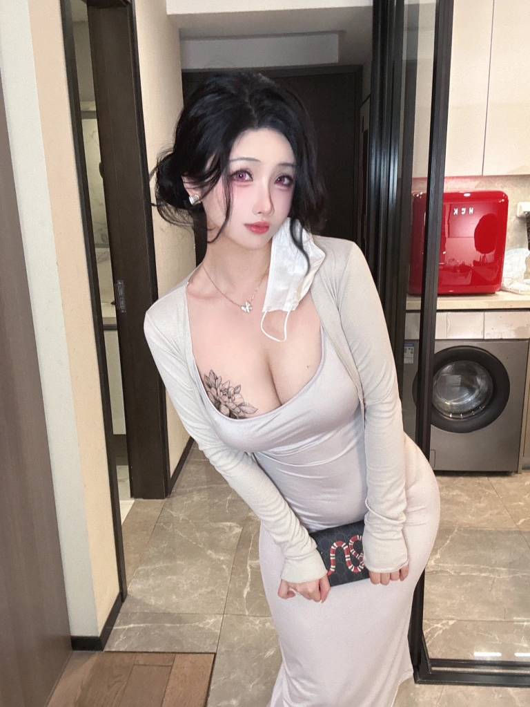 rioko凉凉子《KPring妈咪原创设计 邻居家的大姐姐》主题写真：60张全套美图，含11个视频