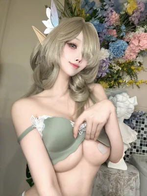 rioko凉凉子《碧蓝航线 七省·华歌尔限定色内衣》主题写真：30张全套美图，含9个视频