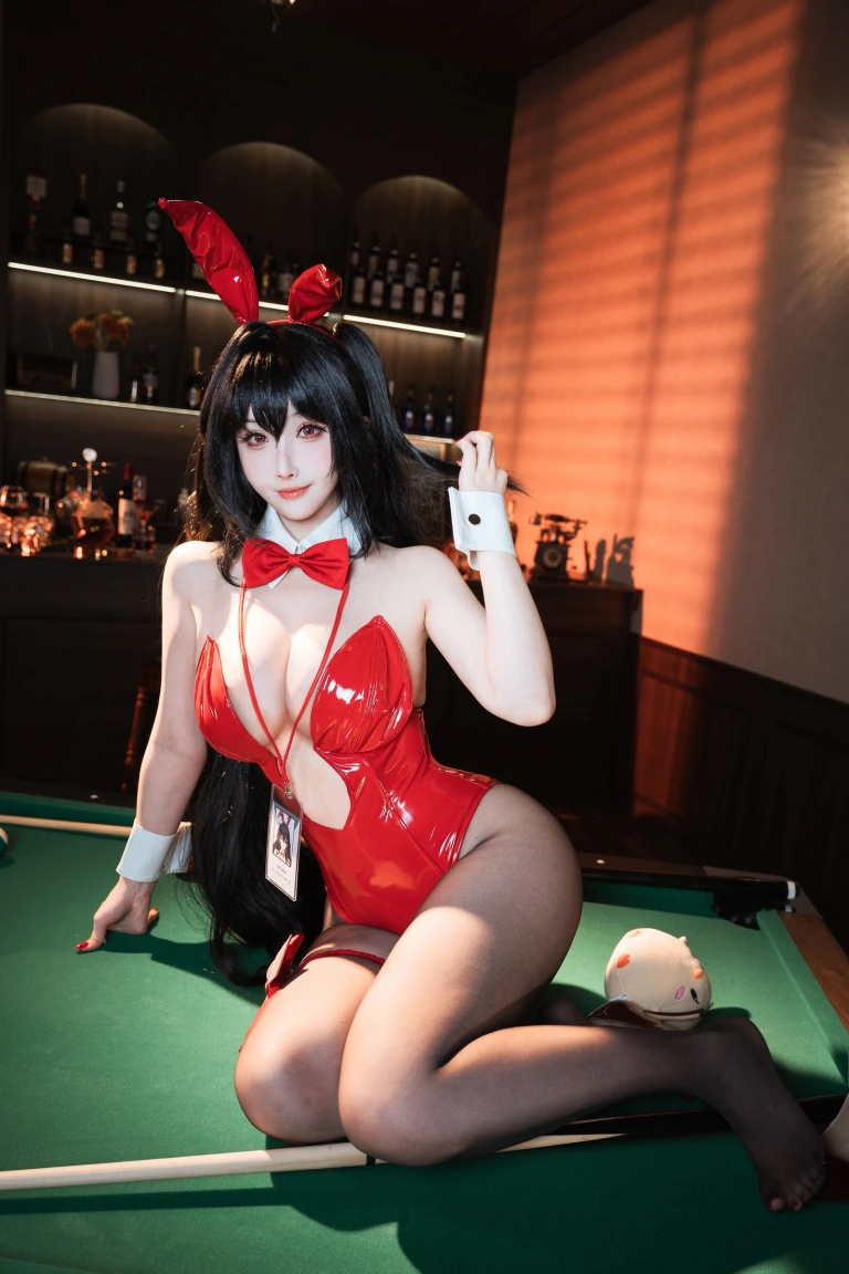 rioko凉凉子《碧蓝航线 大凤台球助教》主题写真：50张全套美图，含7个视频