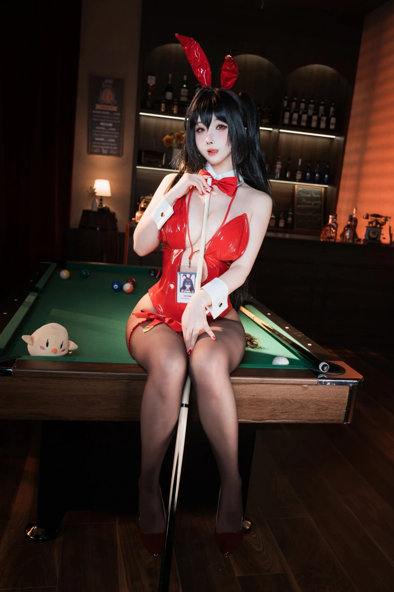 rioko凉凉子《碧蓝航线 大凤台球助教》主题写真：50张全套美图，含7个视频
