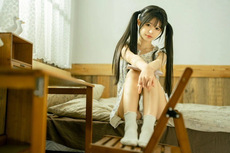 rua阮阮《小翠花》主题写真：24张全套美图
