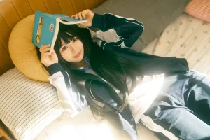 rua阮阮《居家少女》主题写真：40张全套美图