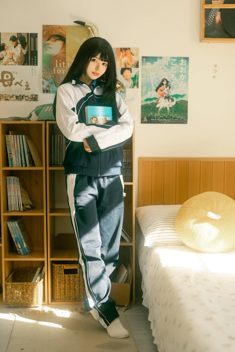 rua阮阮《居家少女》主题写真：40张全套美图
