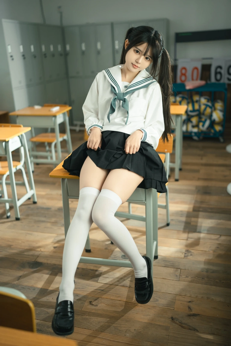 rua阮阮《授课中》主题写真：57张全套美图