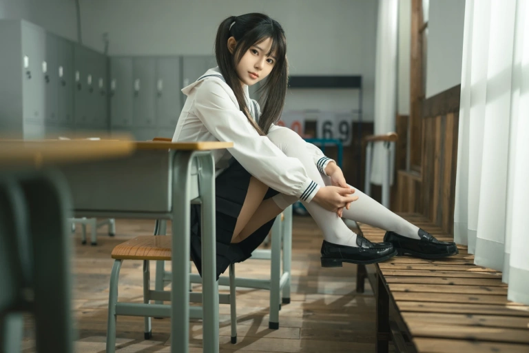 rua阮阮《授课中》主题写真：57张全套美图